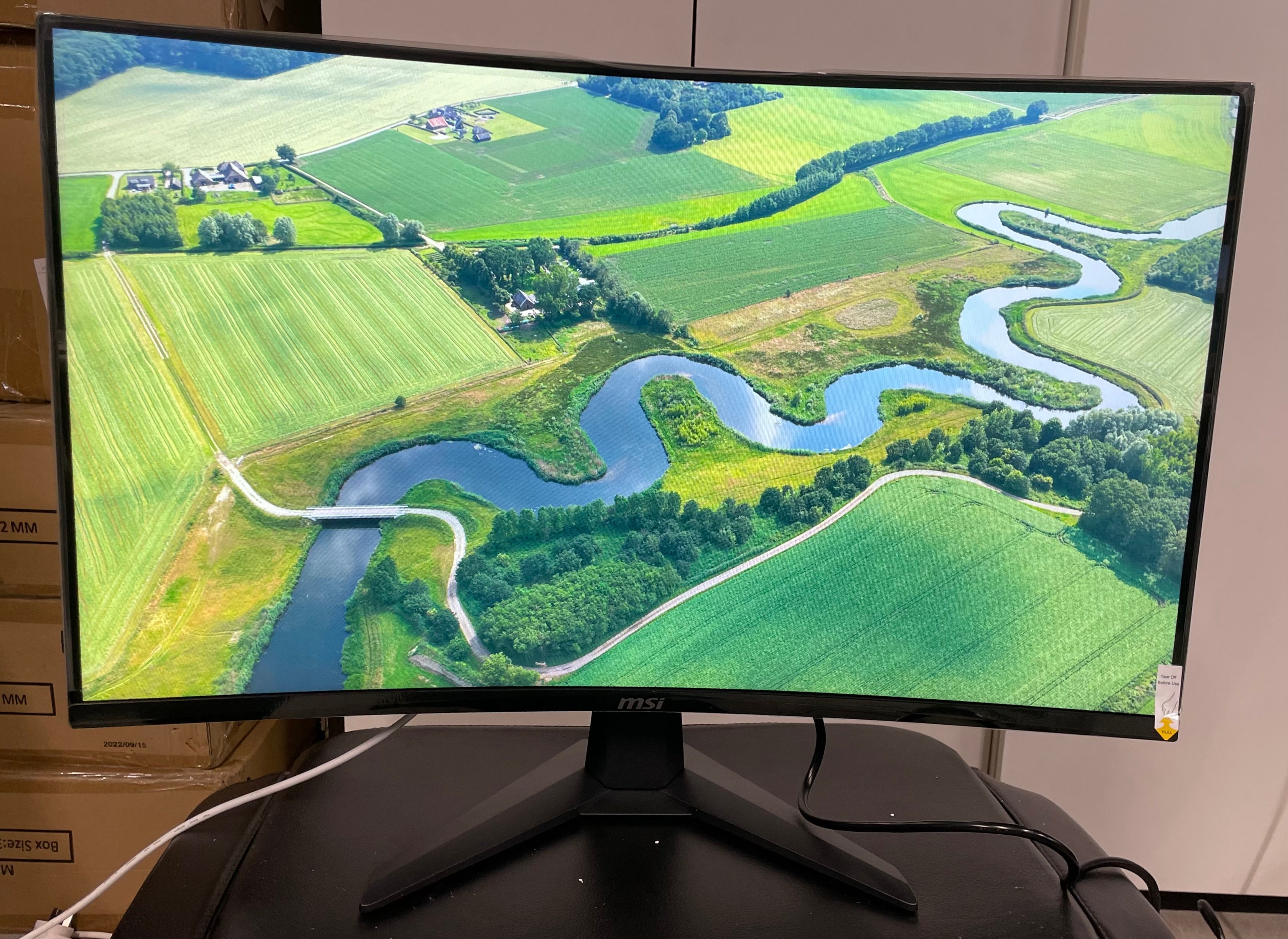 MSI MAG 32C6 32" Curved Gaming Monitor 180Hz FHD 1500R – As New MSI
