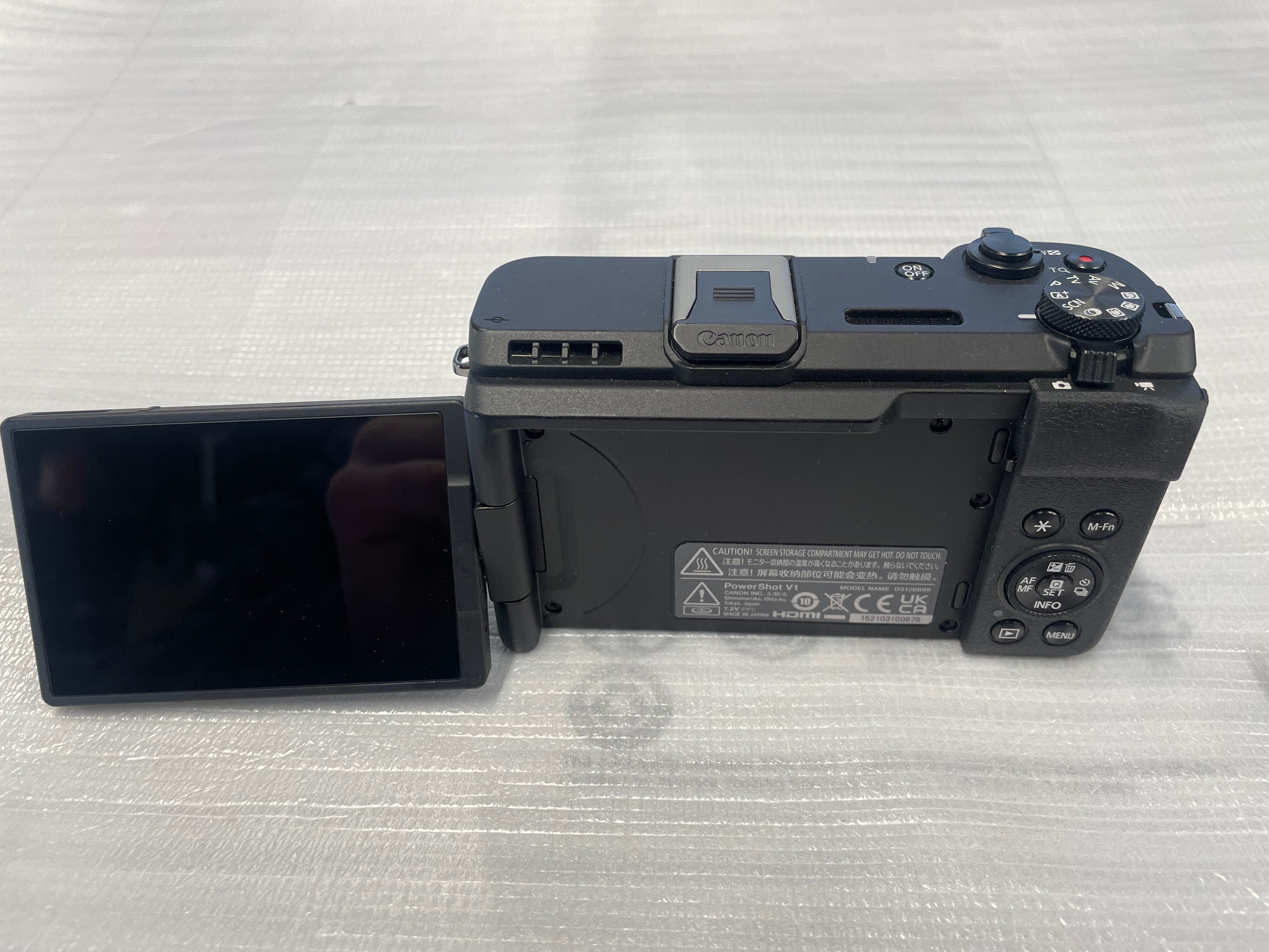 Canon PowerShot V1 Vlog Camera 4K Compact Creator Camera – Excellent - No Box Canon