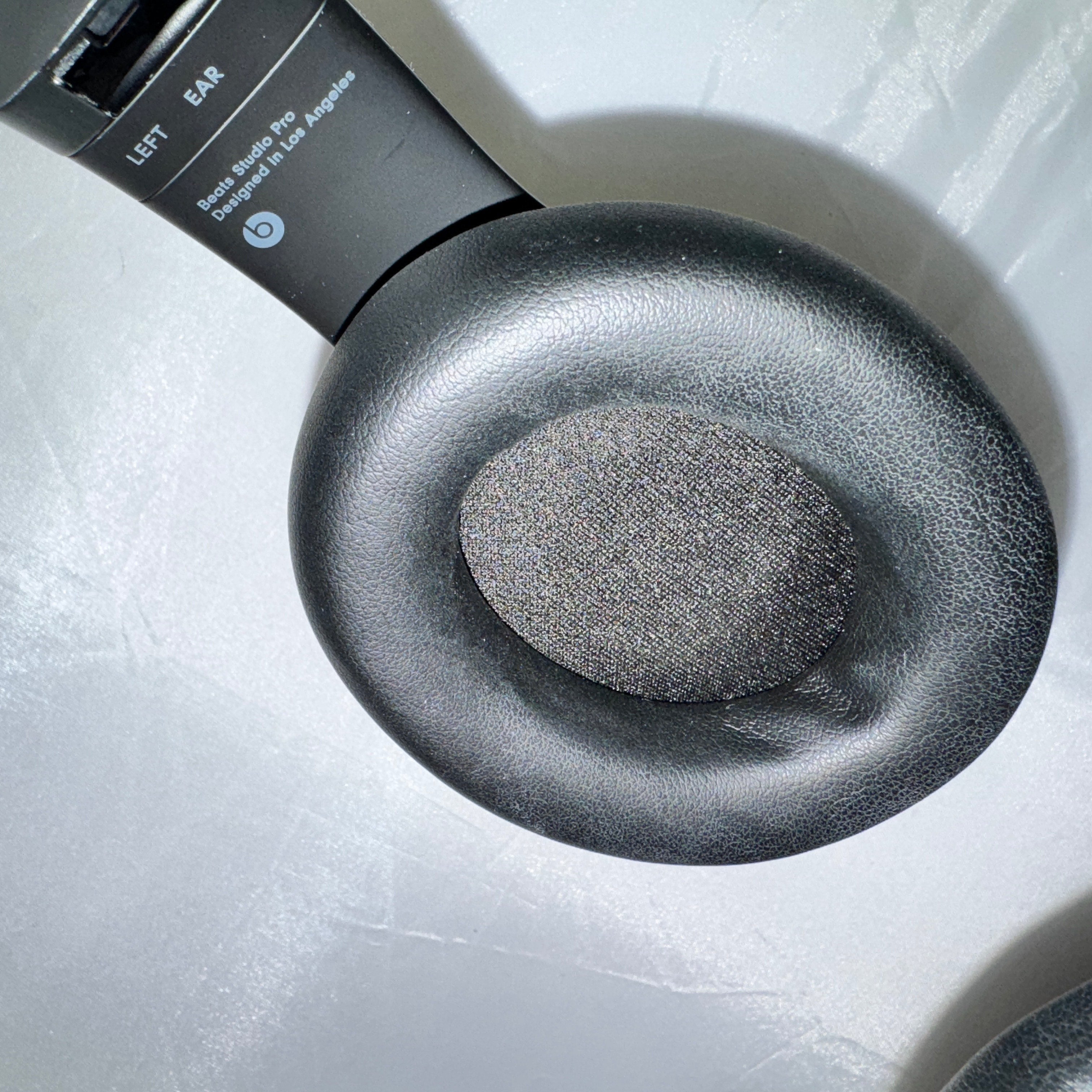 *READ DESC* Beats Studio Pro - Black - *EU-GRADE* BEATS