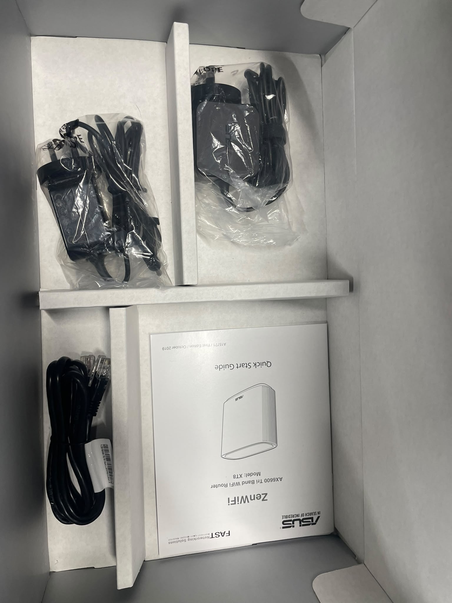 ASUS ZenWiFi XT8 AX6600 Tri-Band Mesh WiFi 6 System 2-Pack White – As New ASUS