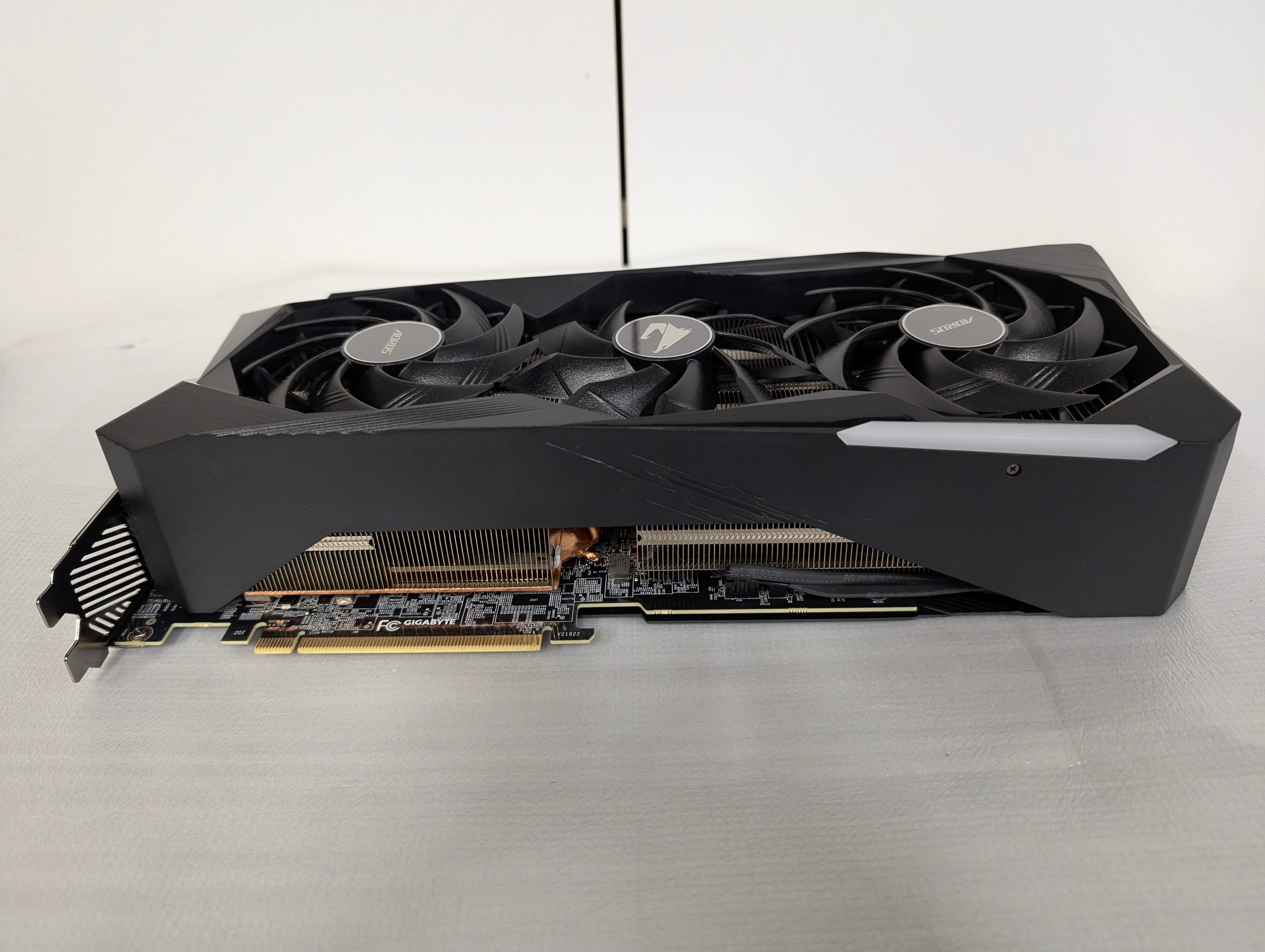 Gigabyte AORUS GeForce RTX 3070 Ti MASTER 8GB GDDR6X Graphics Card RGB LCD – As New GIGABYTE