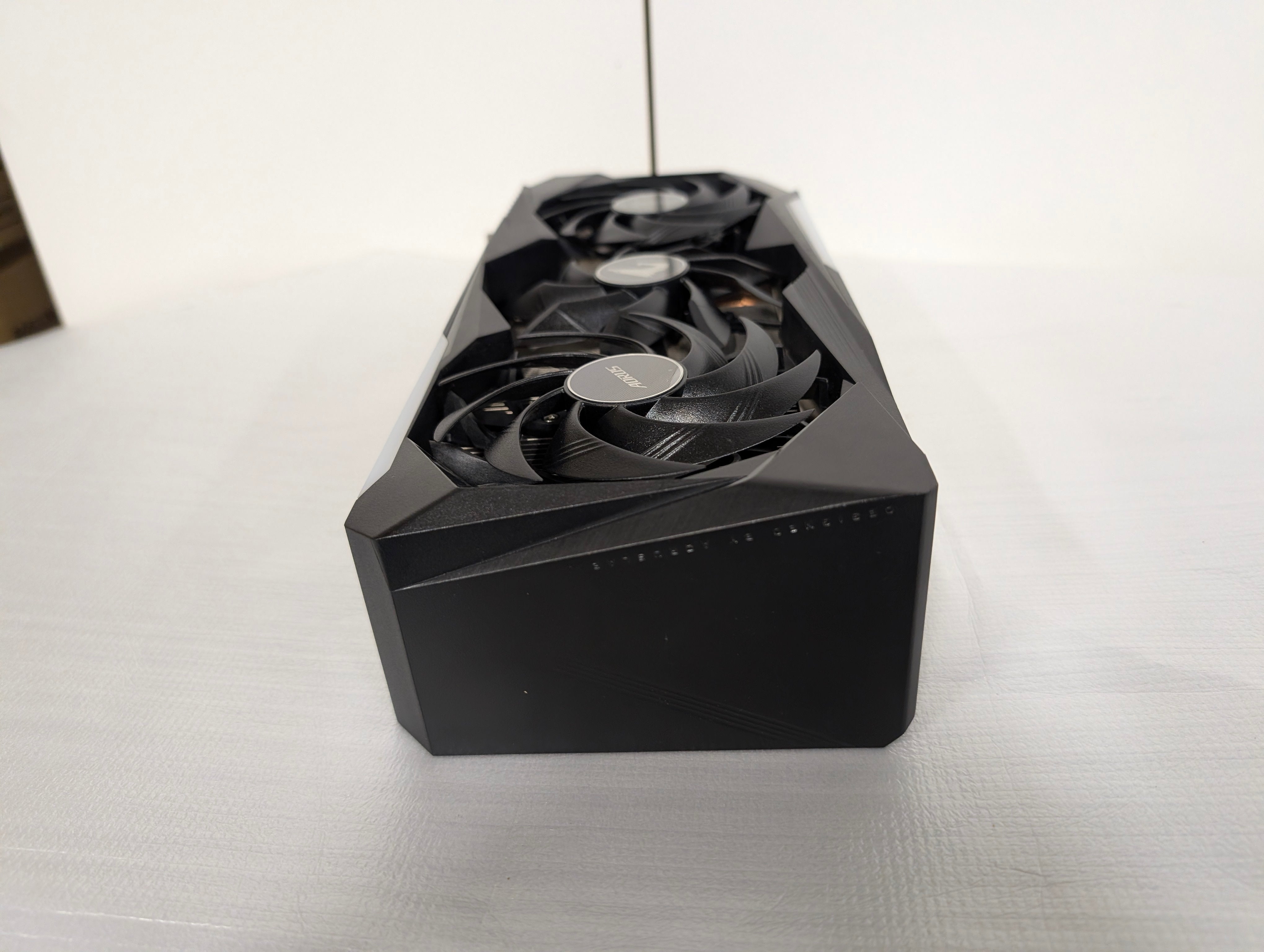 Gigabyte AORUS GeForce RTX 3070 Ti MASTER 8GB GDDR6X Graphics Card RGB LCD – As New GIGABYTE