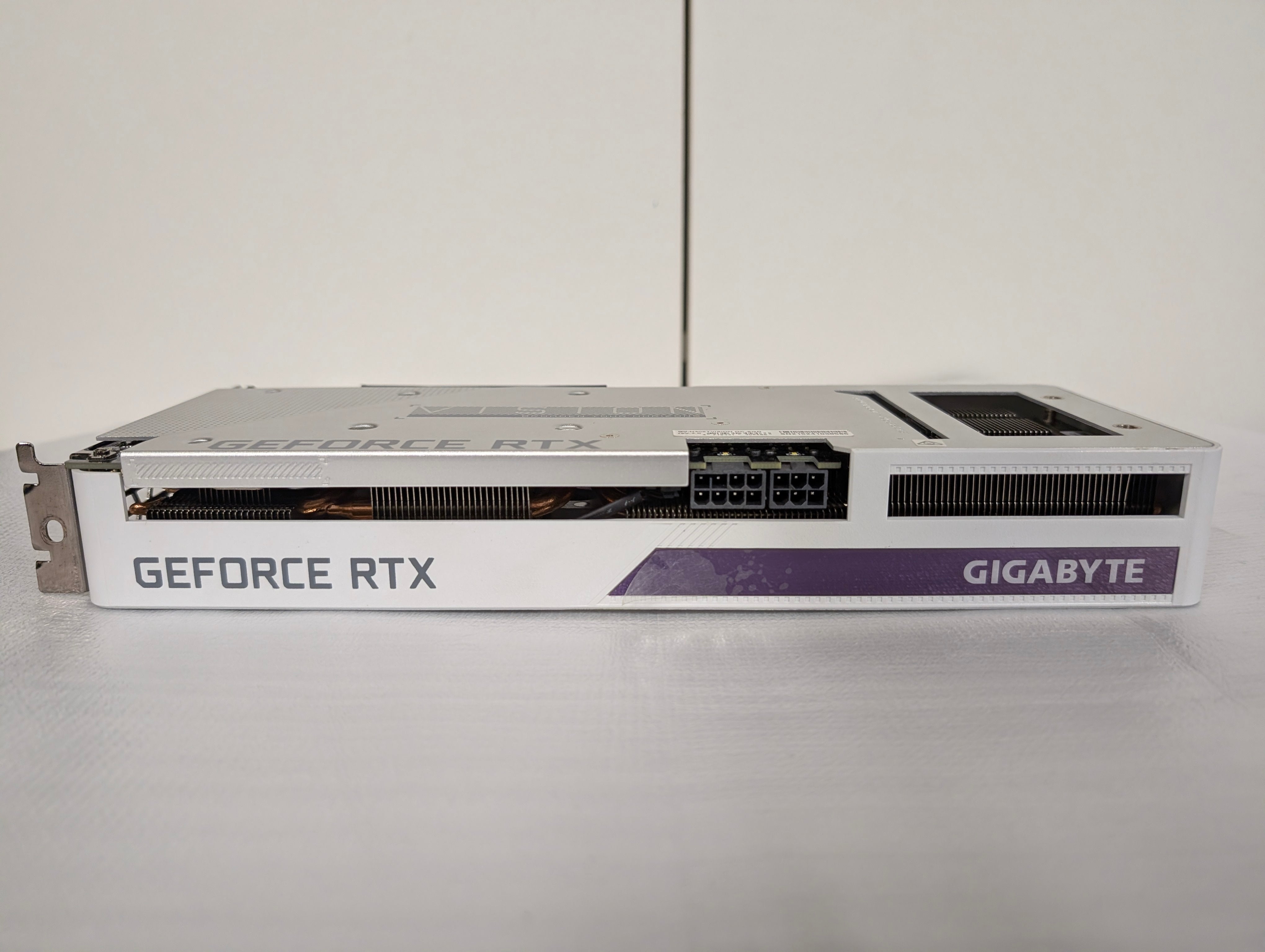 Gigabyte GeForce RTX 3060 Ti Vision OC 8GB V2 LHR Graphics Card White – As New GIGABYTE