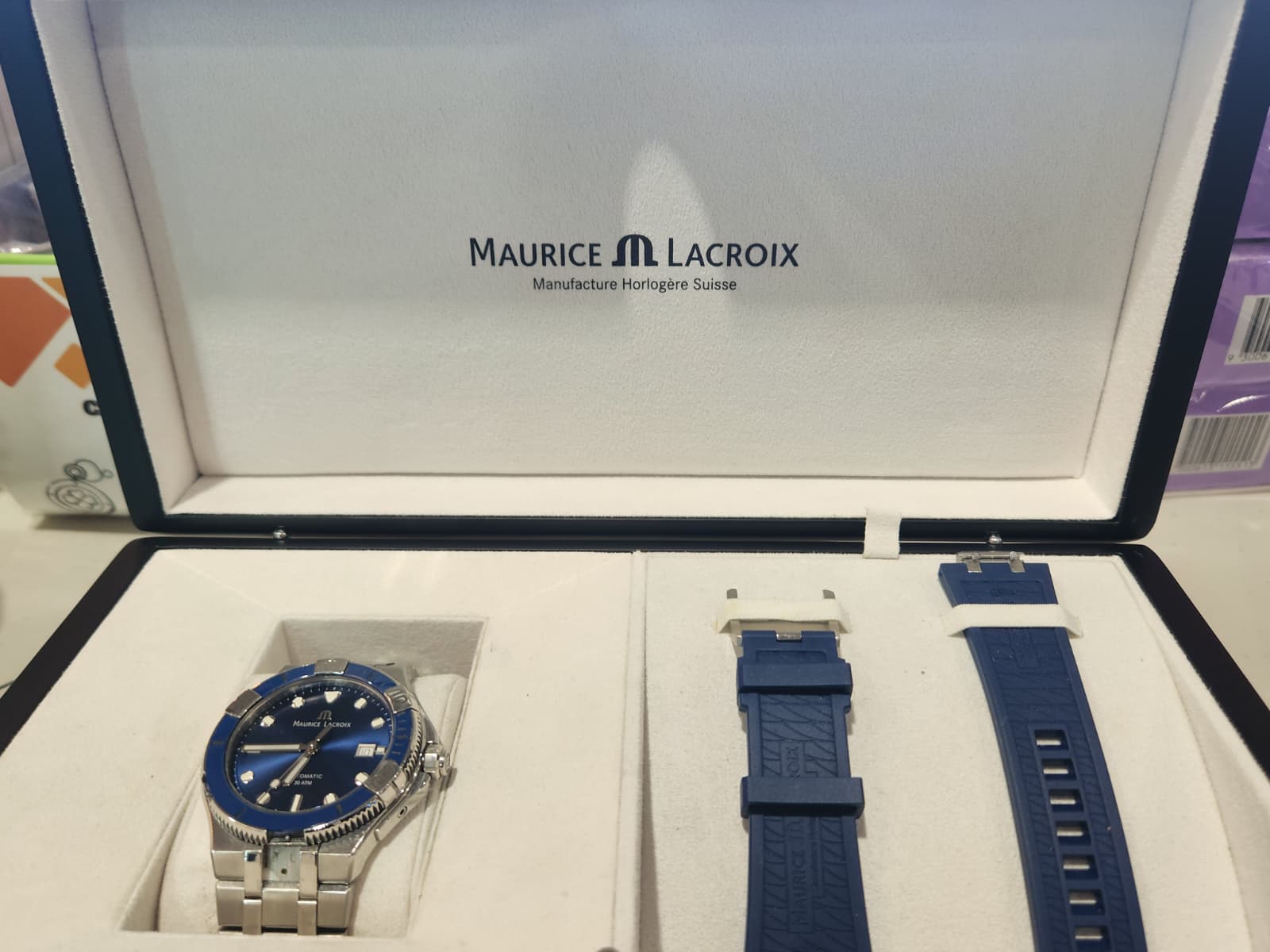 Maurice Lacroix AIKON Venturer 43mm Automatic Blue Dial Diver Watch AI6058 – Excellent Condition Maurice Lacroix