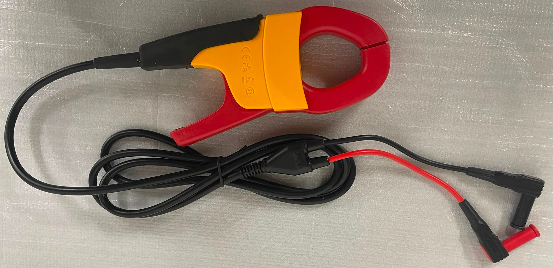 Fluke i400 Current Clamp, AC Adapter, 400 A AC Max, Current Output - Excellent Used Fluke