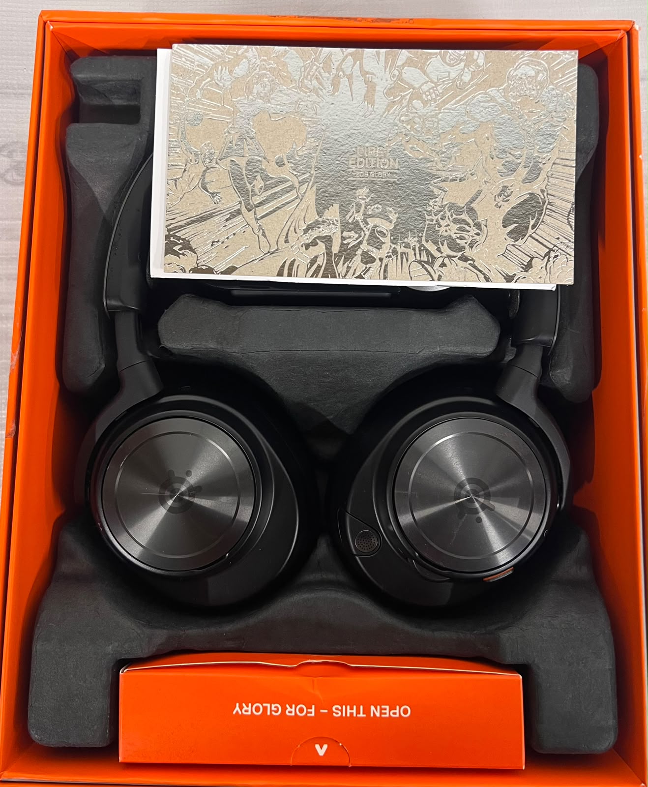 SteelSeries Arctis Nova Pro Wireless Multi-System Gaming Headset – Excellent Condition STEELSERIES