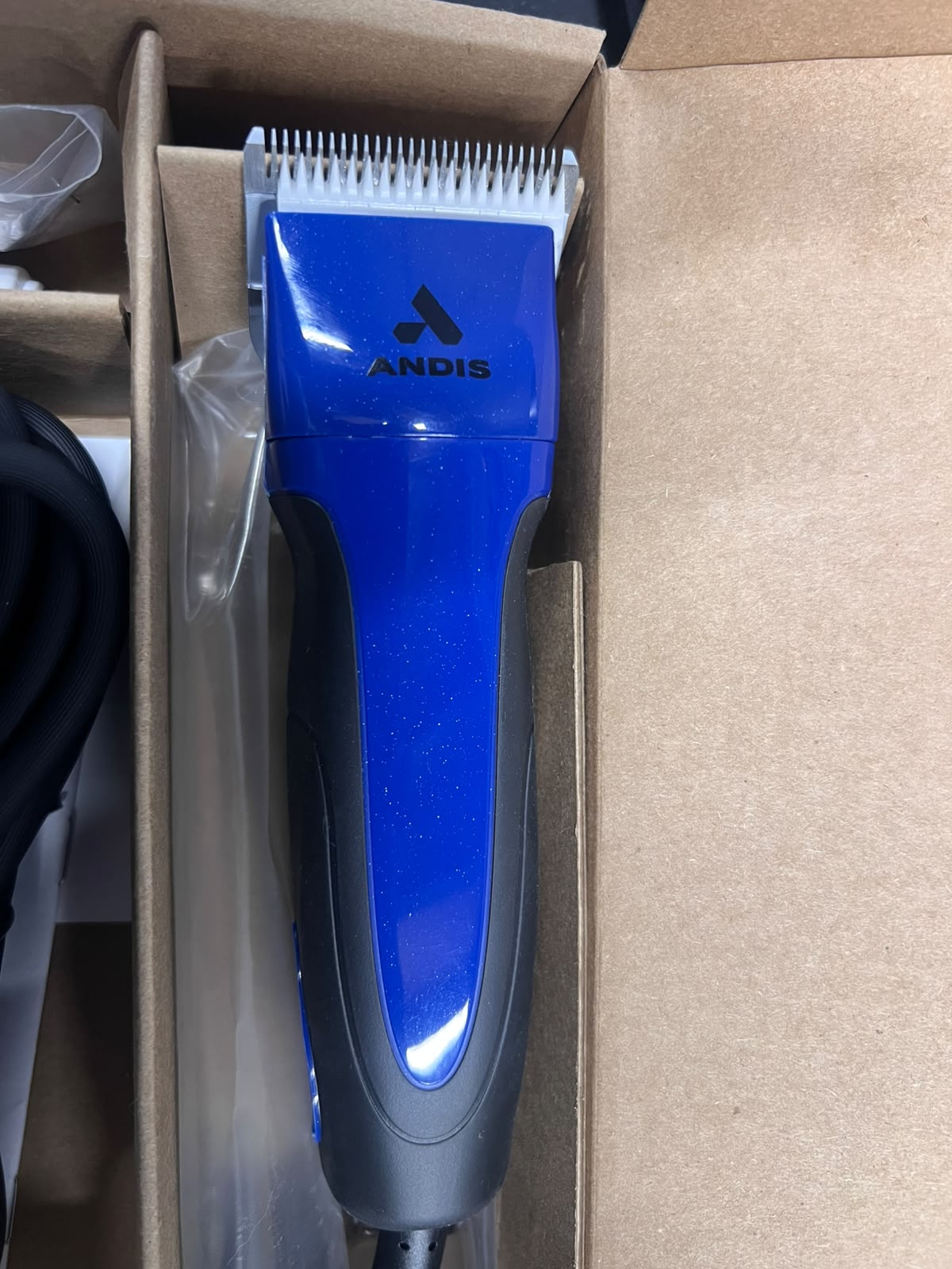 Andis Excel Pro-Animal 5-Speed Detachable Blade Clipper Kit 68520 Professional Dog Grooming Clipper – Excellent Condition Andis
