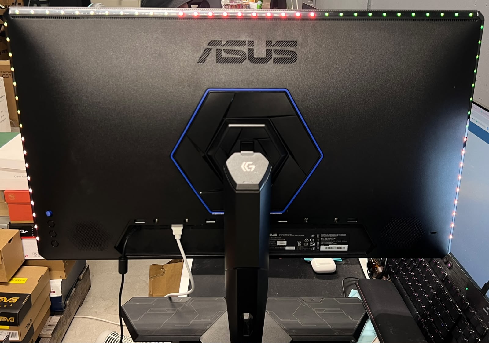 ASUS CG32UQ 32" 4K HDR Console Gaming Monitor FreeSync DisplayHDR 600 – Fair Condition ASUS