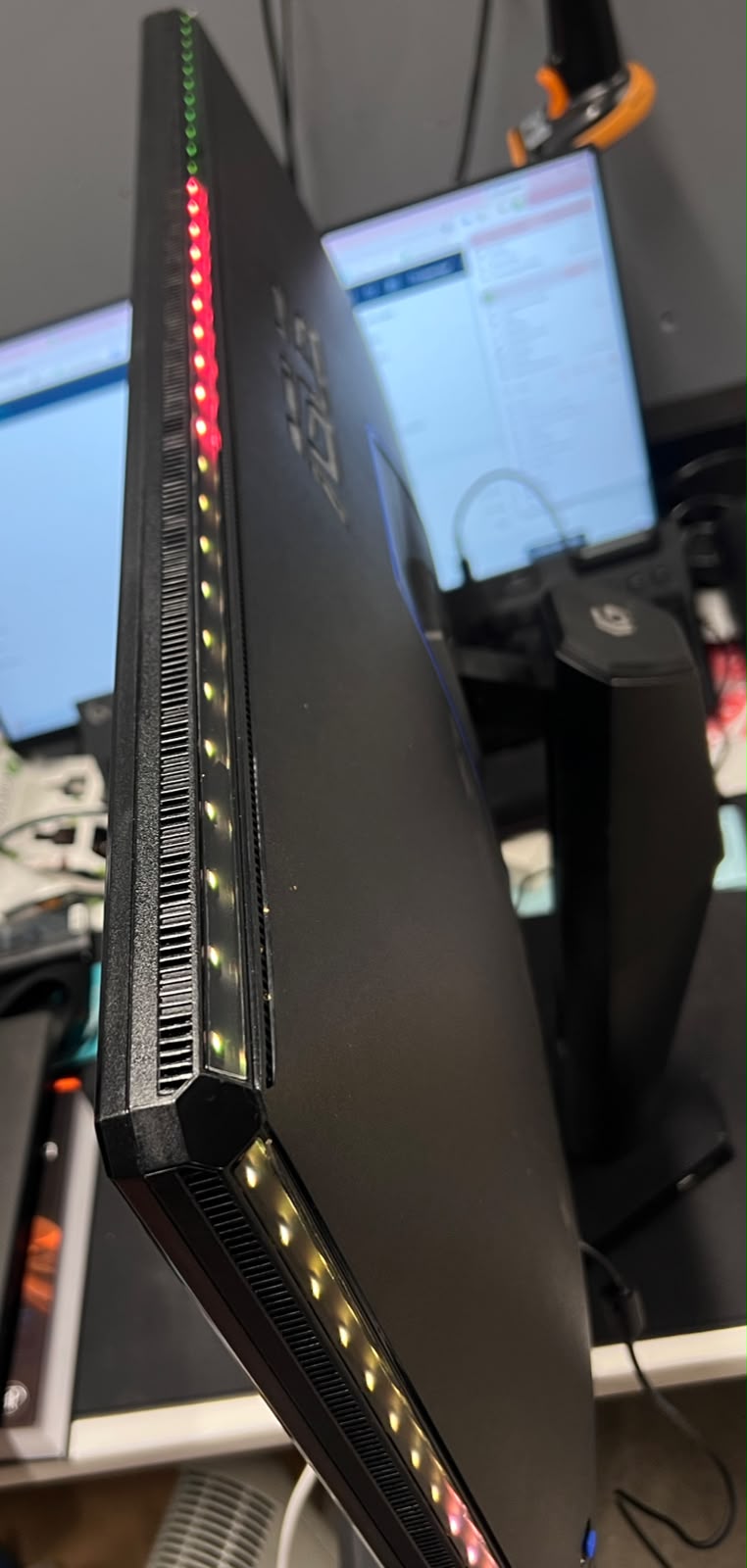 ASUS CG32UQ 32" 4K HDR Console Gaming Monitor FreeSync DisplayHDR 600 – Fair Condition ASUS