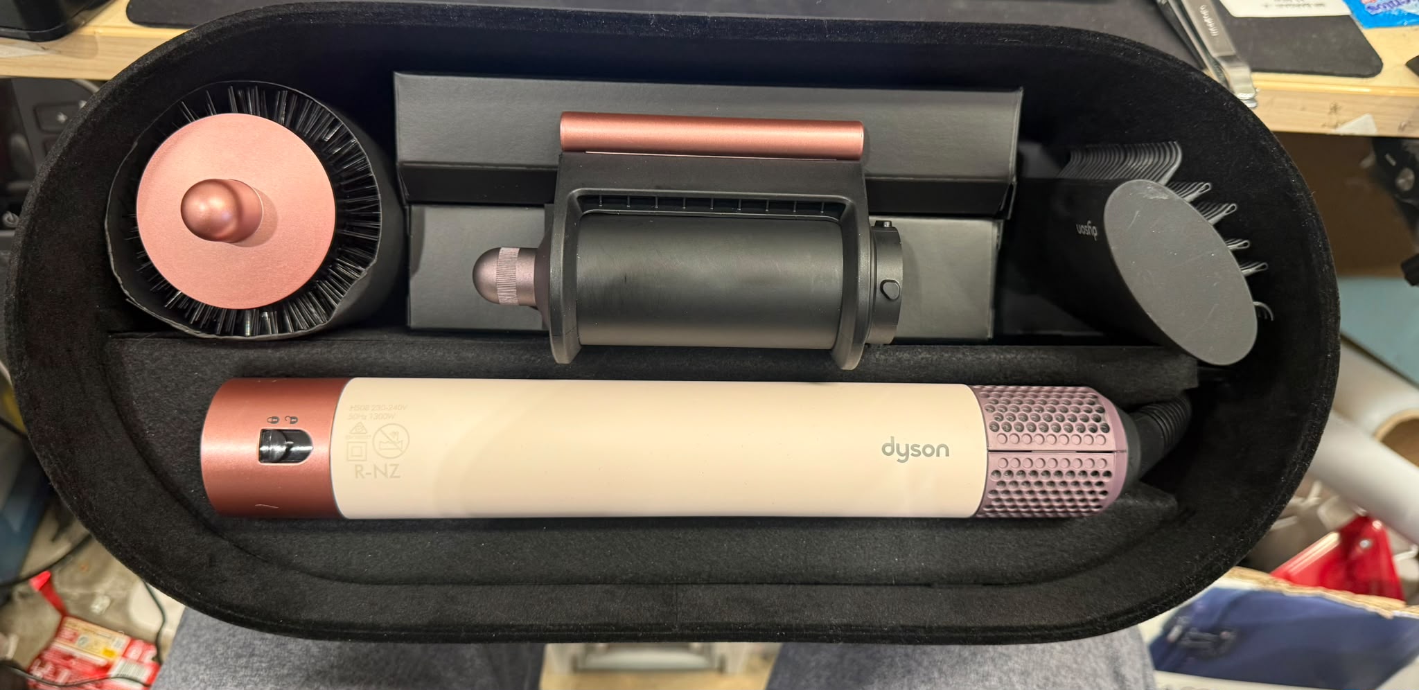 Dyson Airwrap i.d. Multi-Styler Pink Intelligent Hair Styling Tool – Excellent Unused Condition DYSON