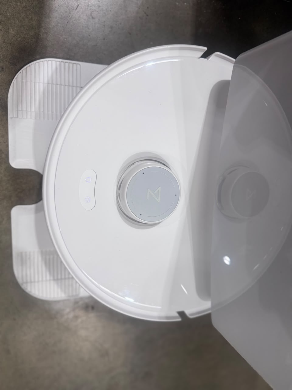 Roborock Qrevo Edge Robot Vacuum and Mop - Good - Refurbished Roborock