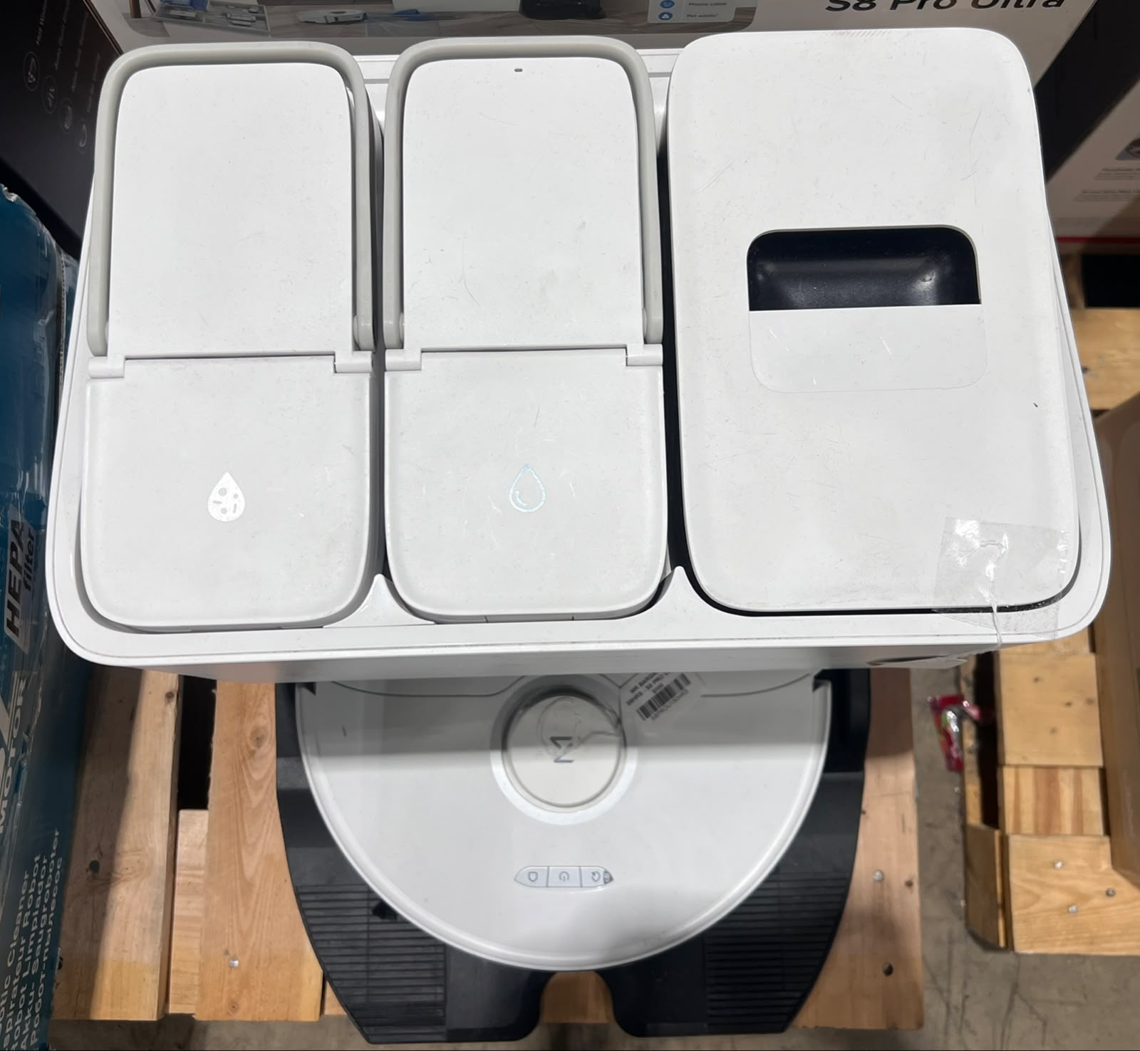 Roborock S8 Pro Ultra Robot Vacuum & Mop – 89 Hours Usage – No Box – Excellent Condition Roborock