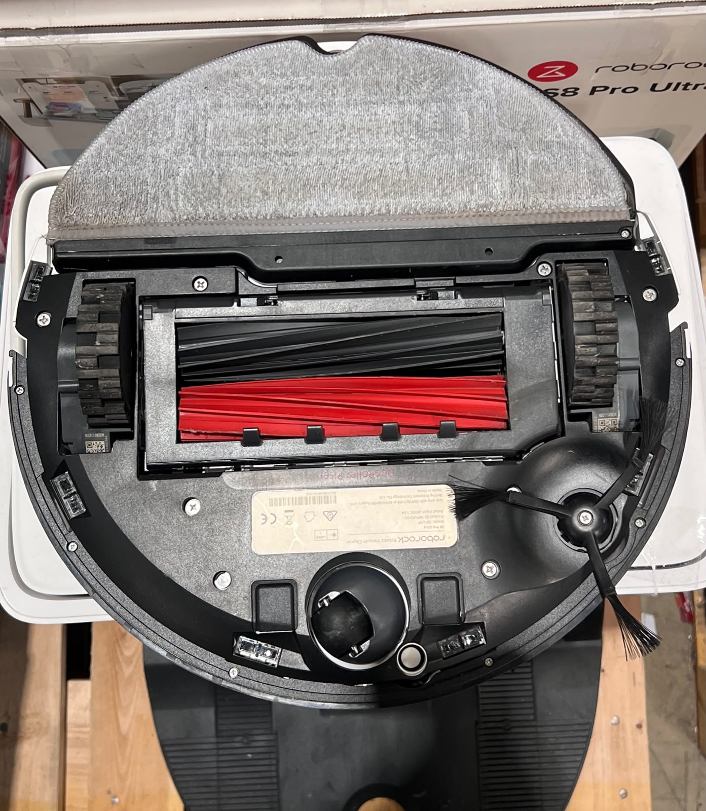 Roborock S8 Pro Ultra Robot Vacuum & Mop – 89 Hours Usage – No Box – Excellent Condition Roborock