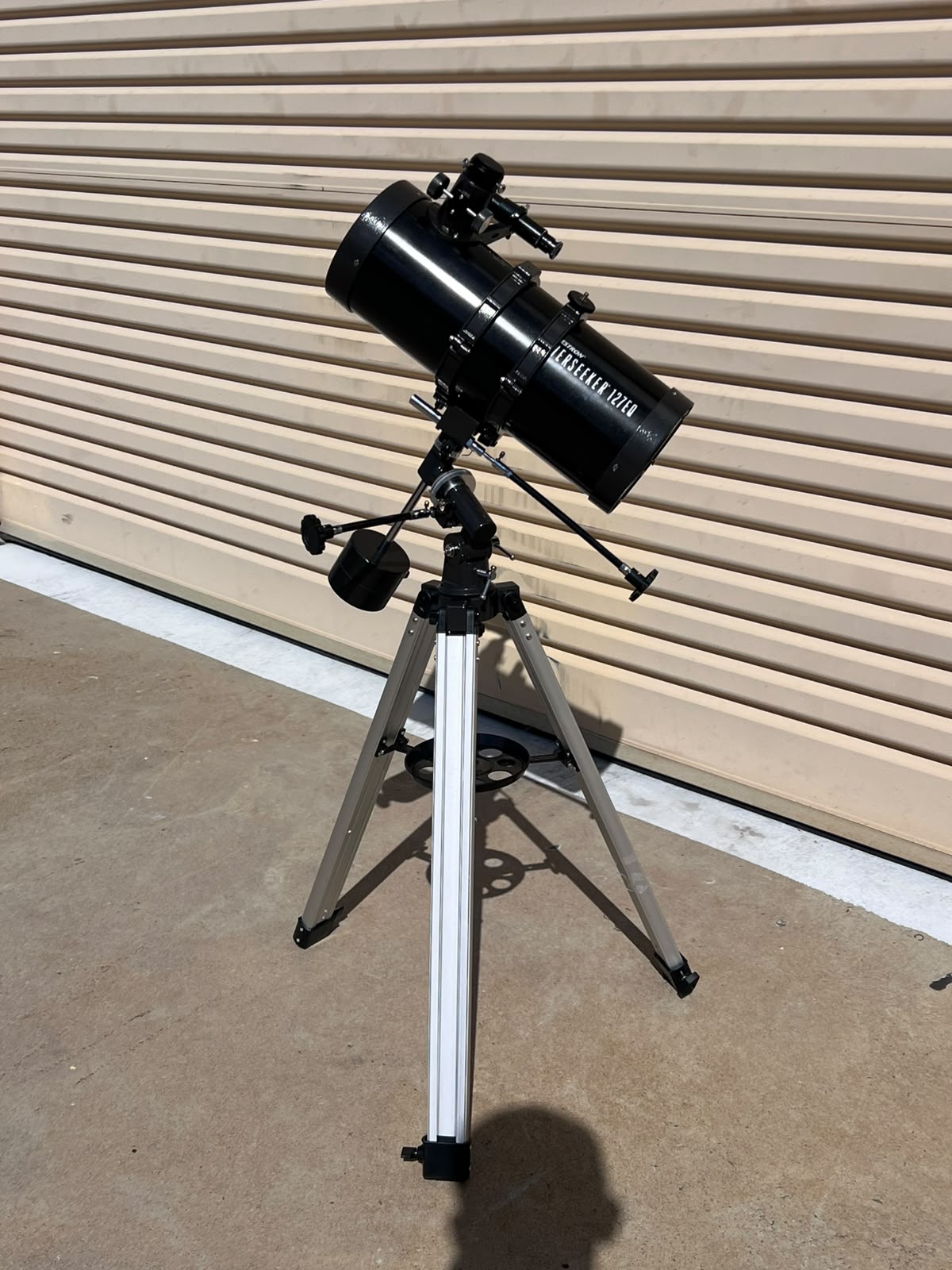 Celestron 21049 PowerSeeker 127EQ Reflector Telescope, Black - Excellent - Refurbished