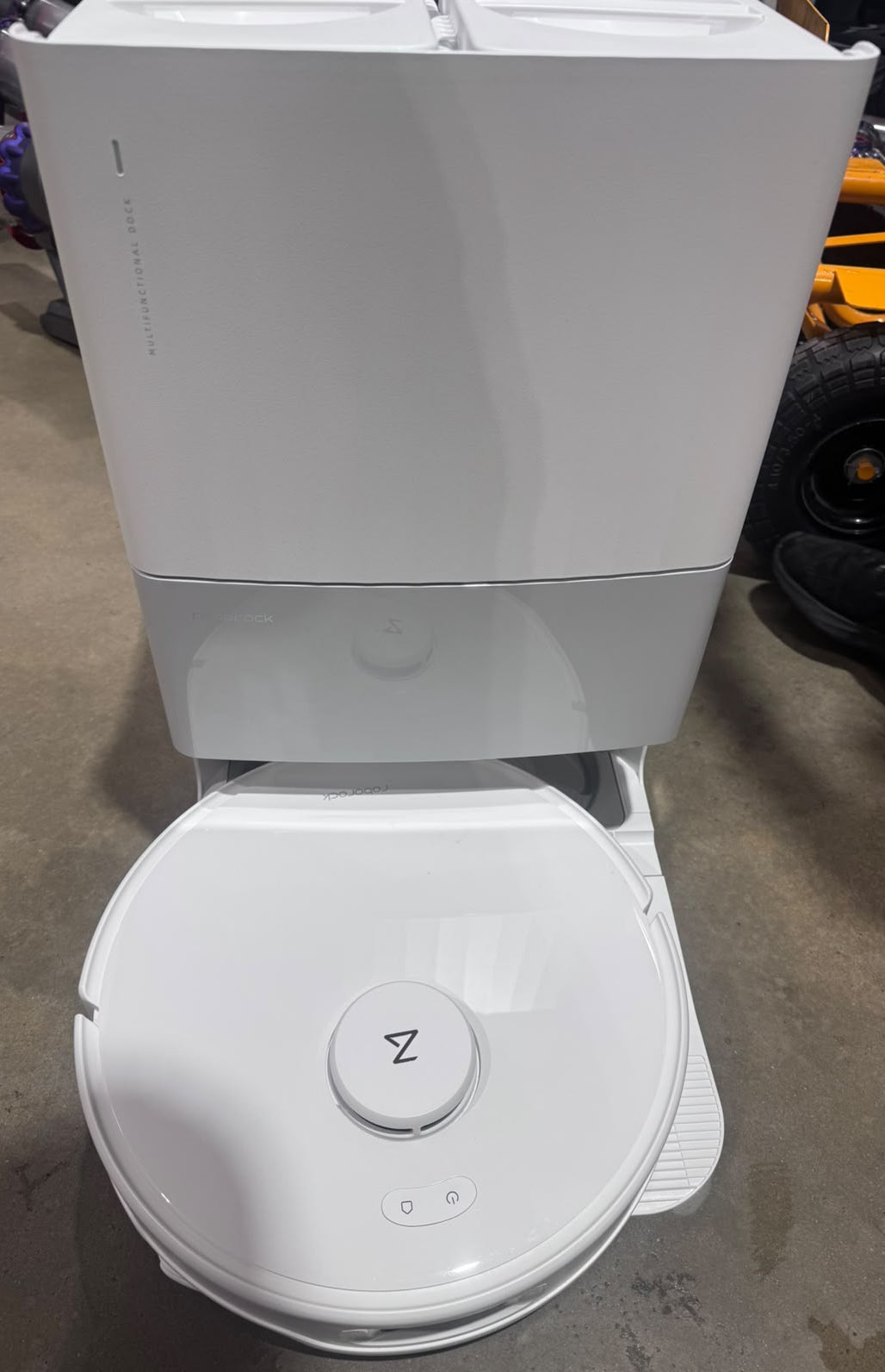 Roborock Qrevo Edge C Robot Vacuum & Mop with Self-Empty Dock - Good - Refurbished Roborock