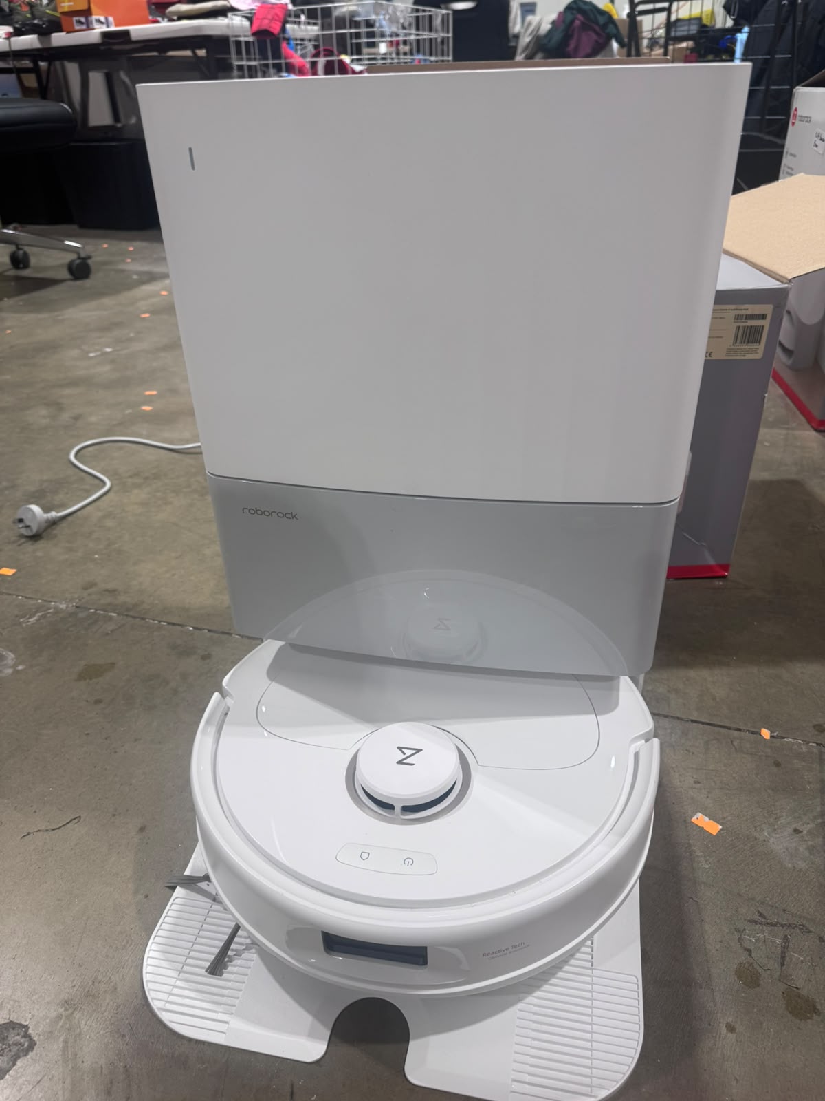 Roborock Qrevo C Robot Vacuum and Mop - Good Condition - Refurbished Roborock