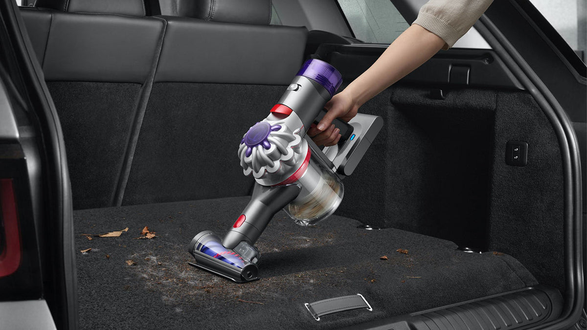 Dyson V8 Advanced cordless vacuum car cleaning use