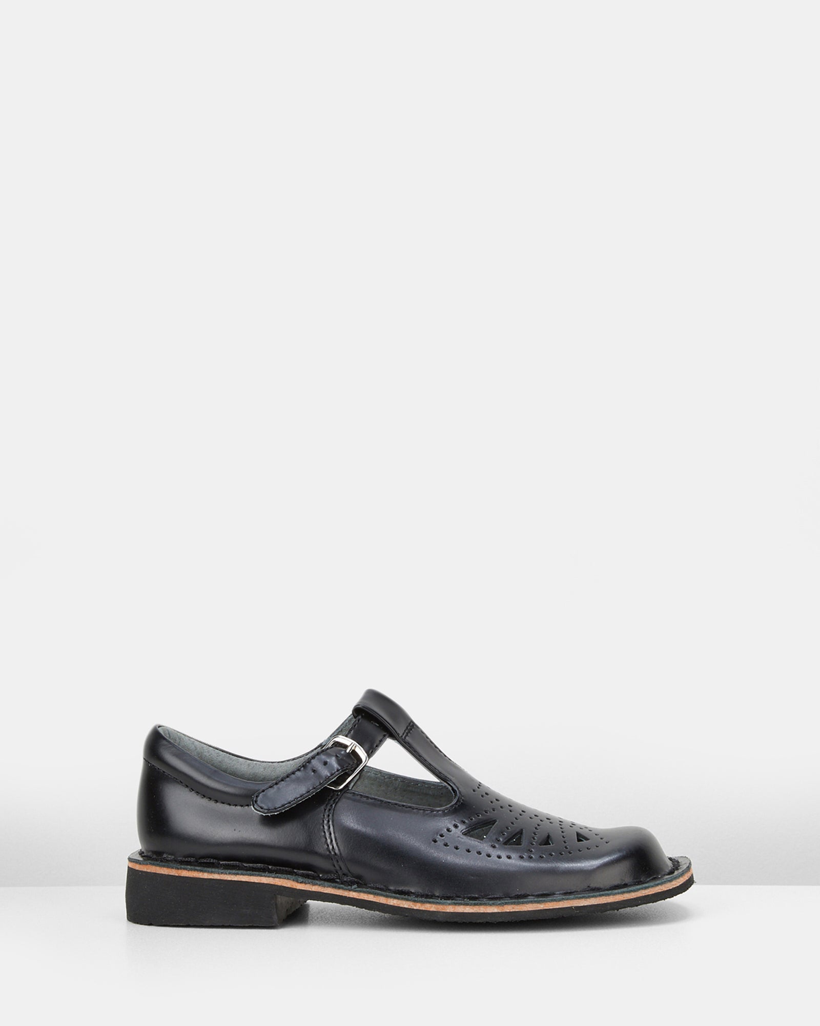 Harrison Indiana II T-Bar Youth School Shoe, Black Hi-Shine, UK 4.5 Mr Bargain